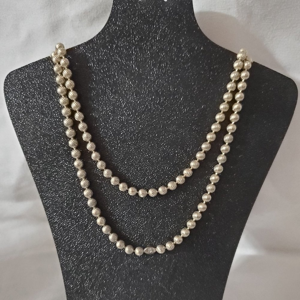 Vintage Amway Gold Tone Necklace